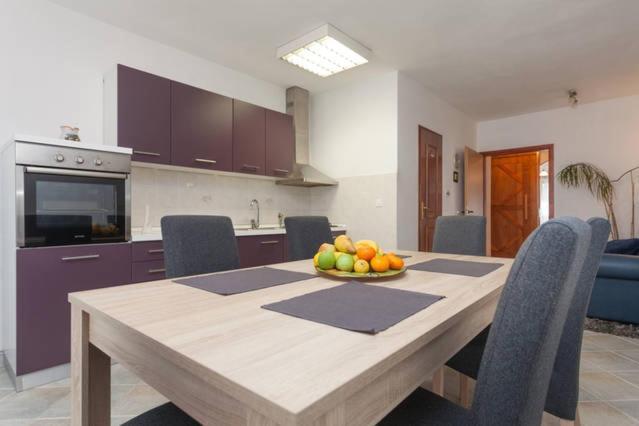 PUY Apartment Helena מראה חיצוני תמונה